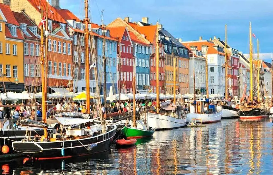 Puerto de Nyhavn, Dinamarca
