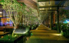 Interior del hotel Parkroyal de Singapur hotel ecológico